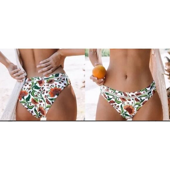 Cupshe Other - CupShe Orange Floral bathing suit bottoms size small